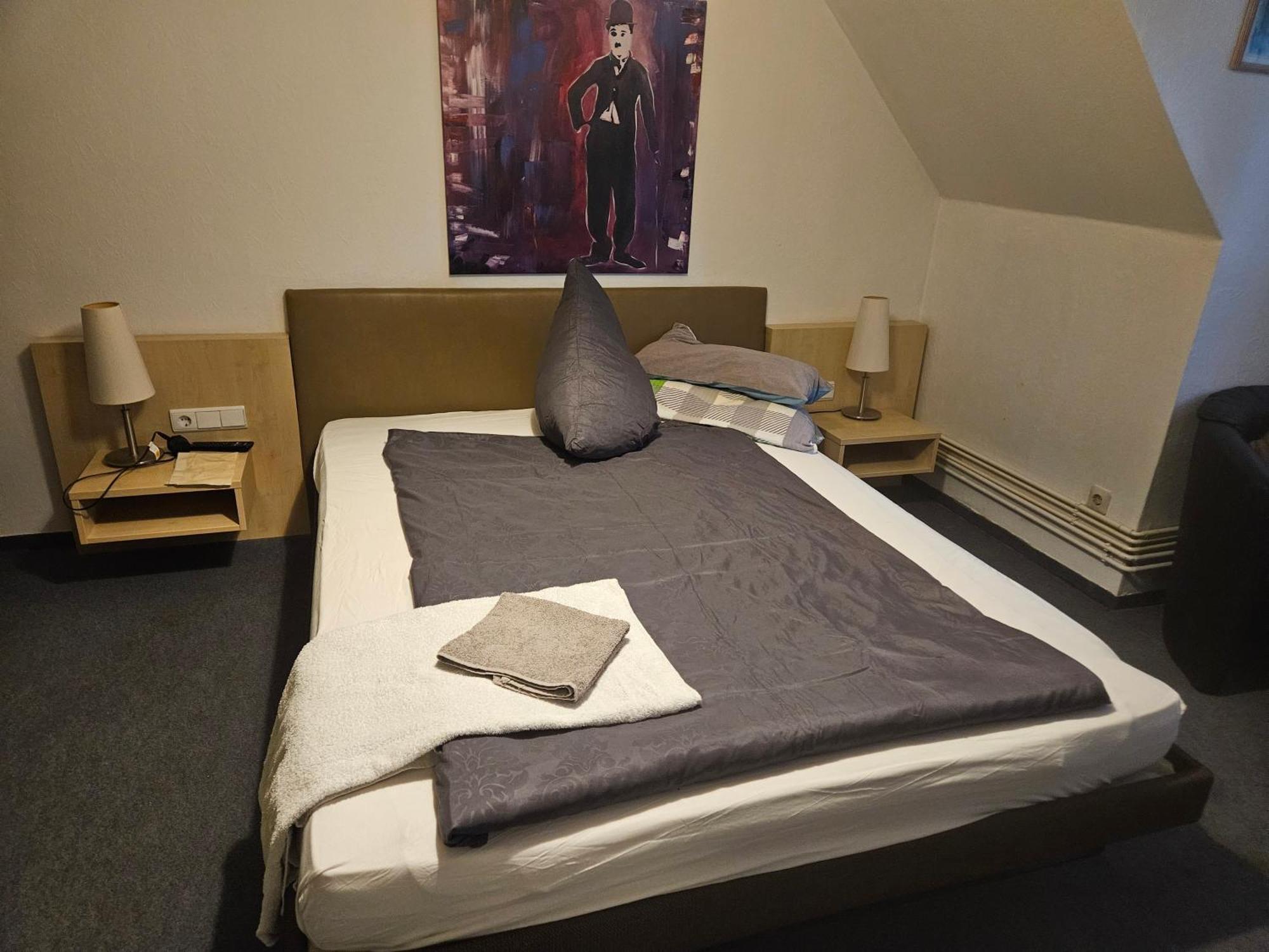 Hotel Zur Schmiede Heiningen Eksteriør bilde